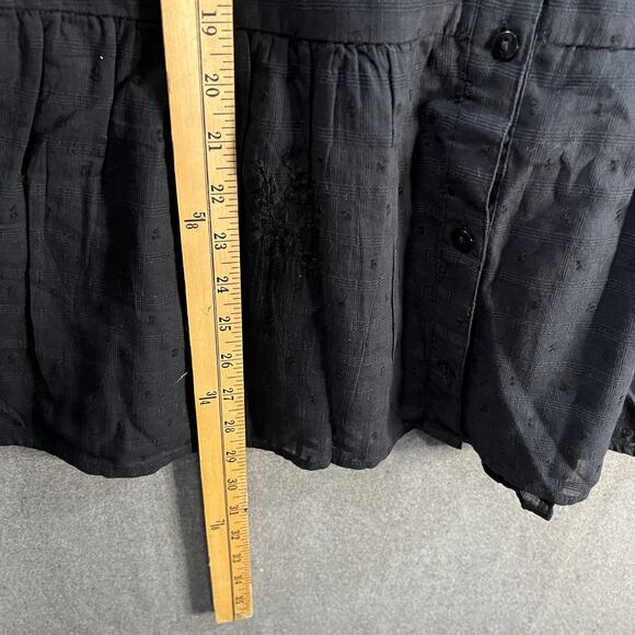 Isaac Mizrahi LIVE! Embroidered Textured Blouse Pitch Black X-Large - Picture 5 of 10